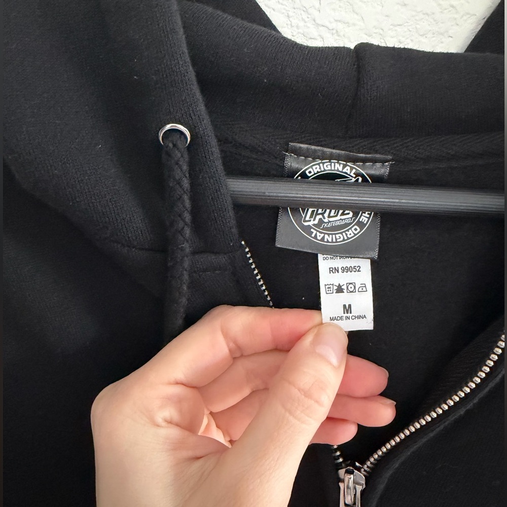 Men’s Santa Cruz zip up hoodie - Picture 3 of 3
